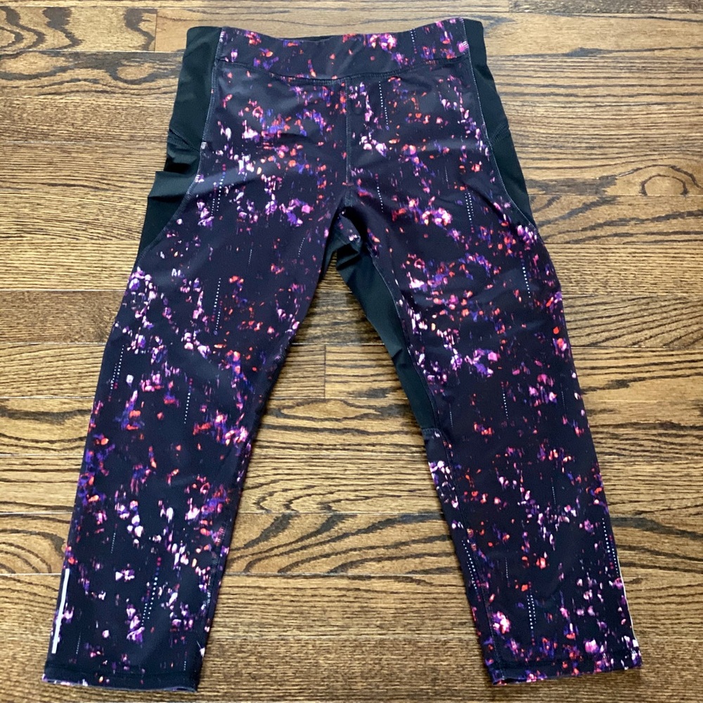 GapFit Women’s Patterned and Cropped Leggings